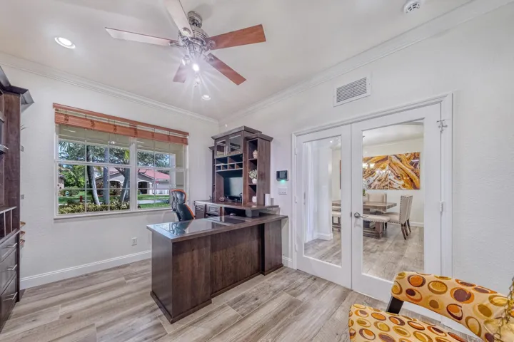 6756 Osage Cir, Greenacres, FL 33413-5