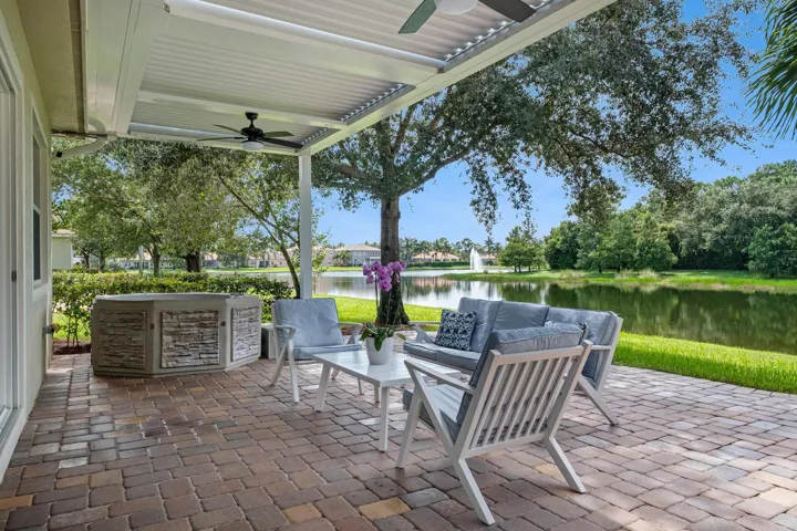 6756 Osage Cir, Greenacres, FL 33413-60