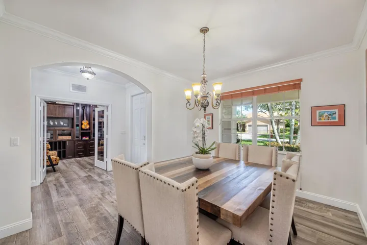 6756 Osage Cir, Greenacres, FL 33413-9