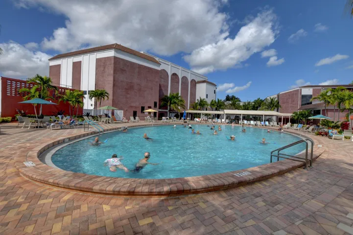 Clubhouse Outdoor Pool
