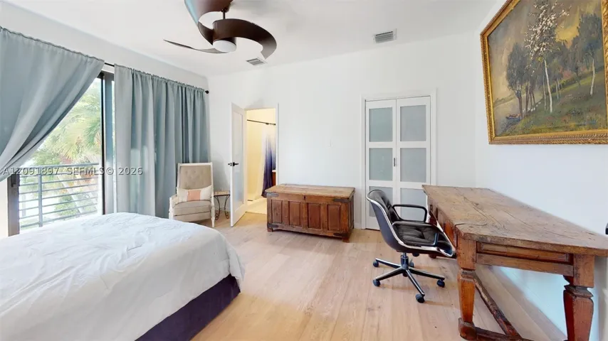 2nd bedroom upstairs