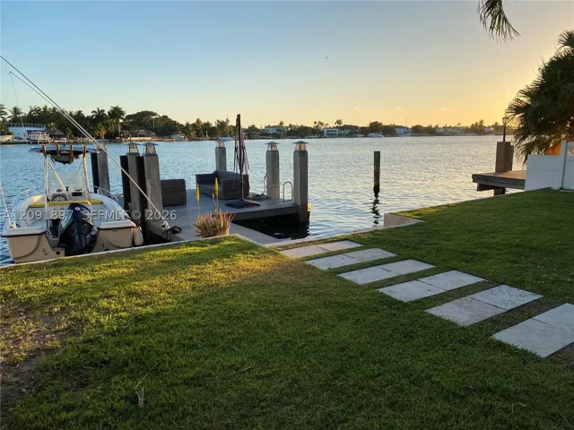 Dock