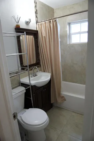 2nd Bathroom