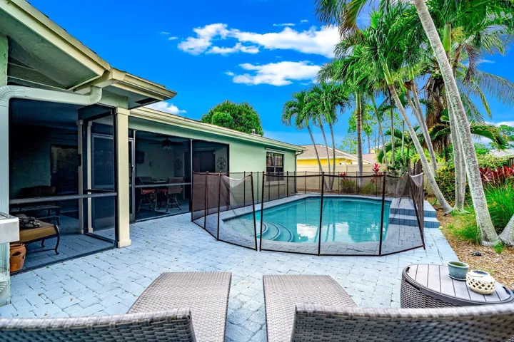 45-web-or-mls-JOY07782