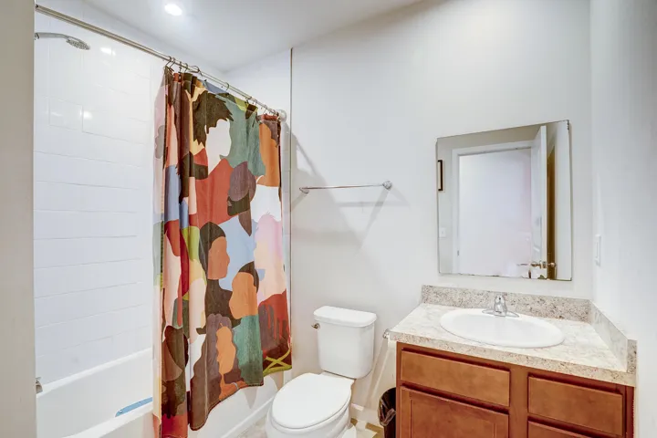 2nd bathroom