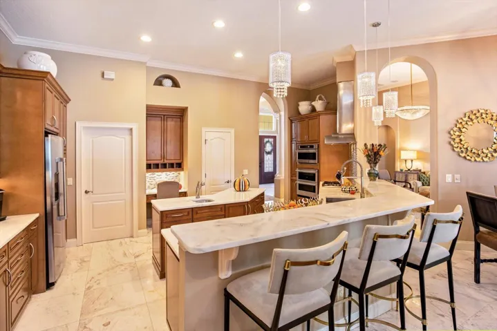 18-Kitchen (2)