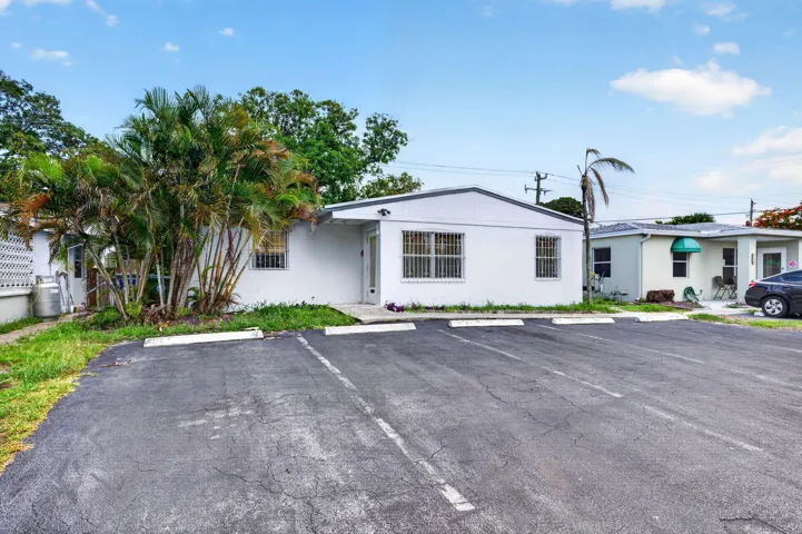 1-web-or-mls-699A5375