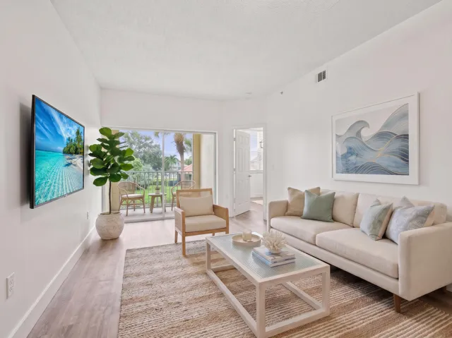 Stage-Living-Room-with-Tv-Full-Color