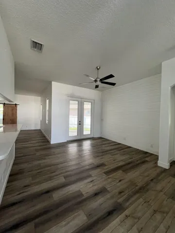 Living room (3)