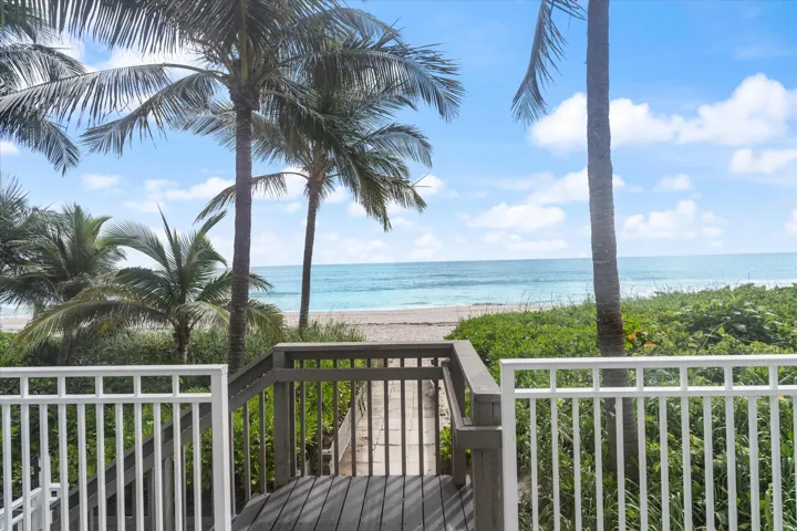 Boardwalk to beach