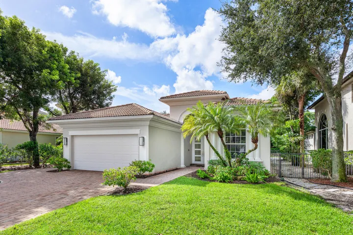 003-8138ValhallaDrive-DelrayBeach-FL-334