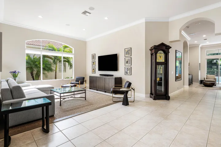 006-8138ValhallaDrive-DelrayBeach-FL-334