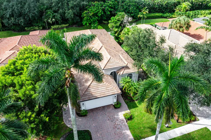 036-8138ValhallaDrive-DelrayBeach-FL-334
