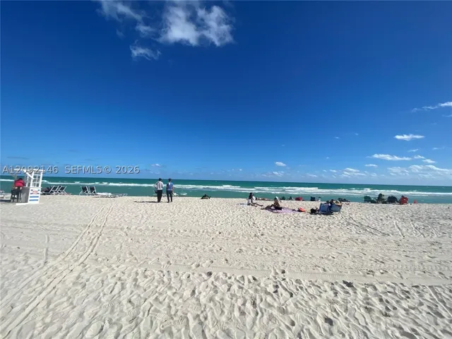 Beach Service with Discount for Residents