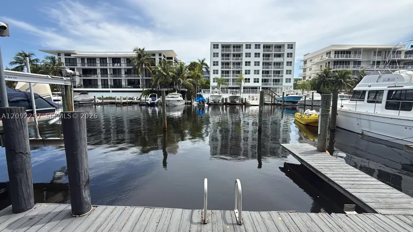 Boat Slip # 322-3