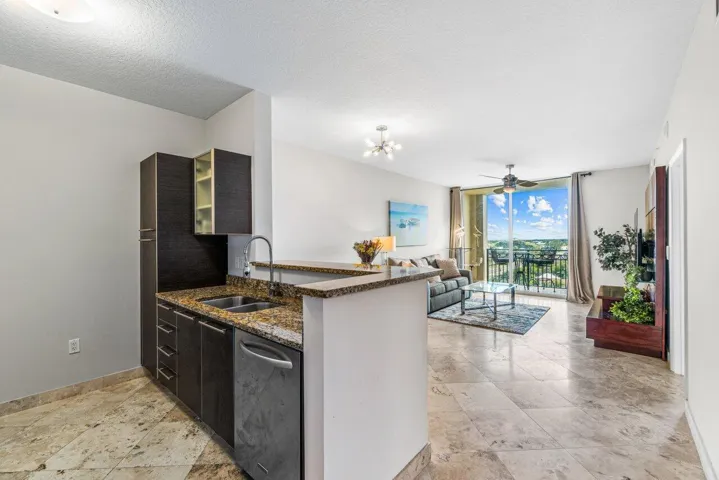 Kitchen with All S/S Appliances