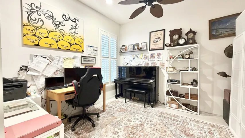 Office/Guest Bedroom