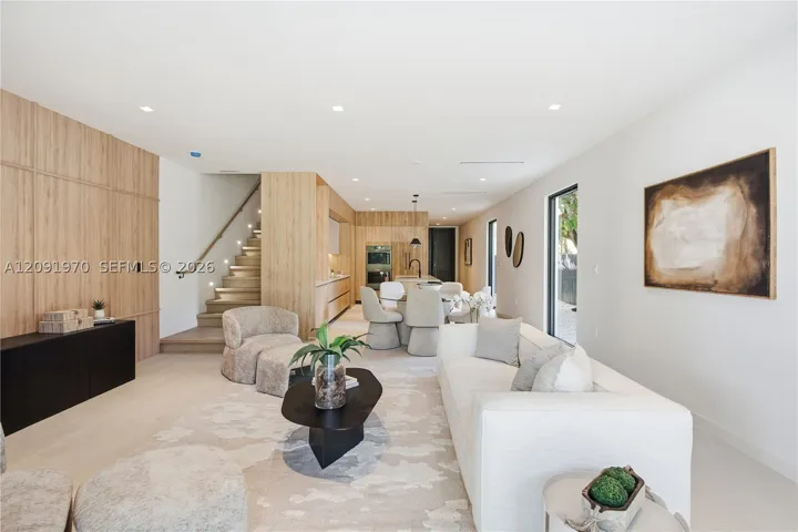 1017 Sw 13th Ct, Miami, Florida 33135