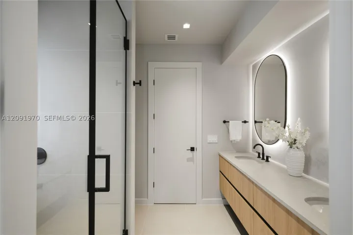 1017 Sw 13th Ct, Miami, Florida 33135