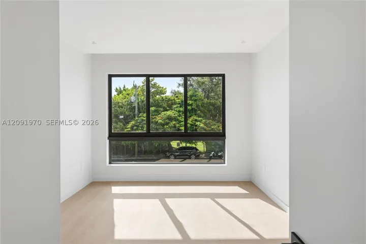 1017 Sw 13th Ct, Miami, Florida 33135