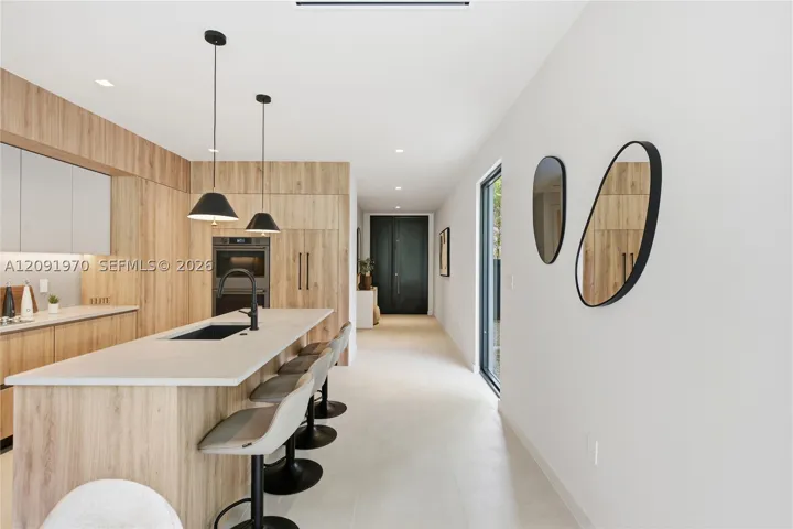 1017 Sw 13th Ct, Miami, Florida 33135