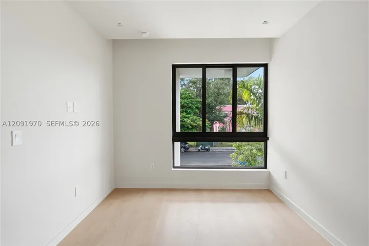 1017 Sw 13th Ct, Miami, Florida 33135