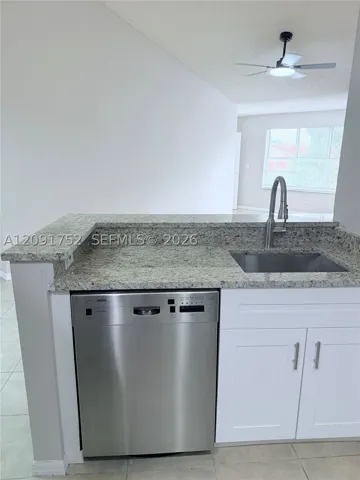 3480 N Pinewalk Dr N 136, Margate, Florida 33063