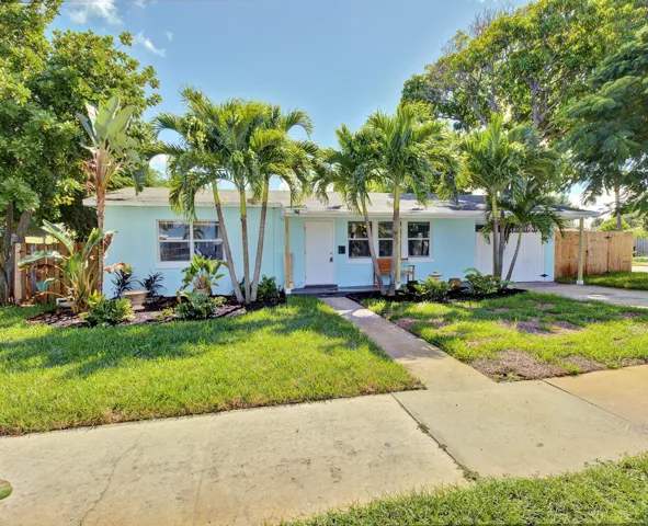 Front of house (002)