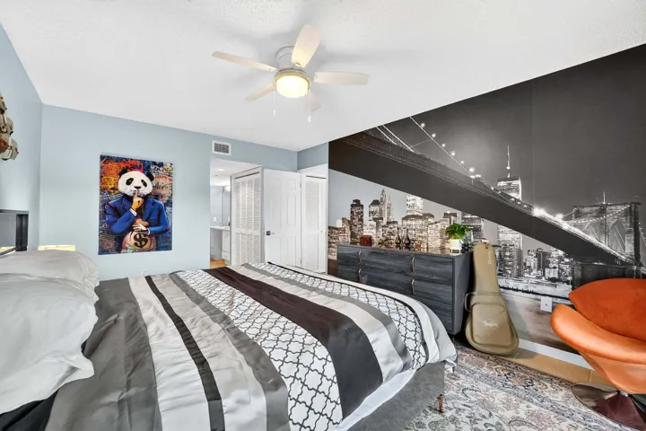 Master Bedroom (2)