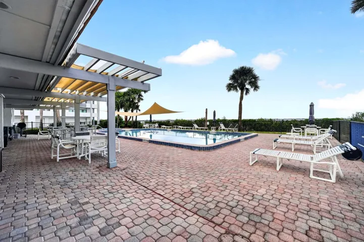 Community Pool (2)