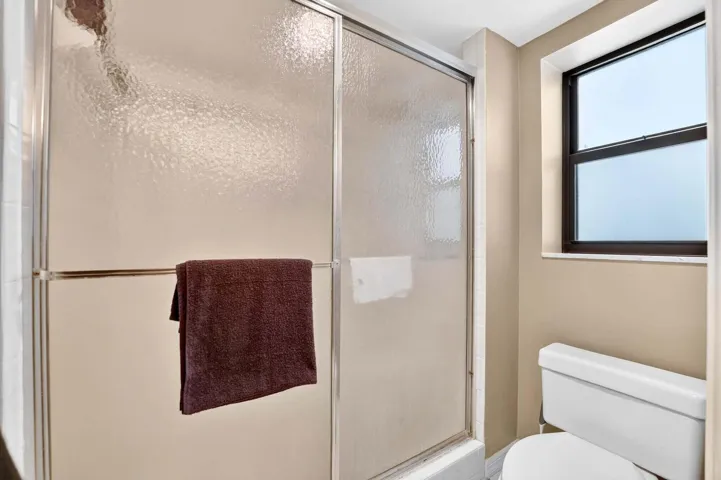 Master Bathroom (2)