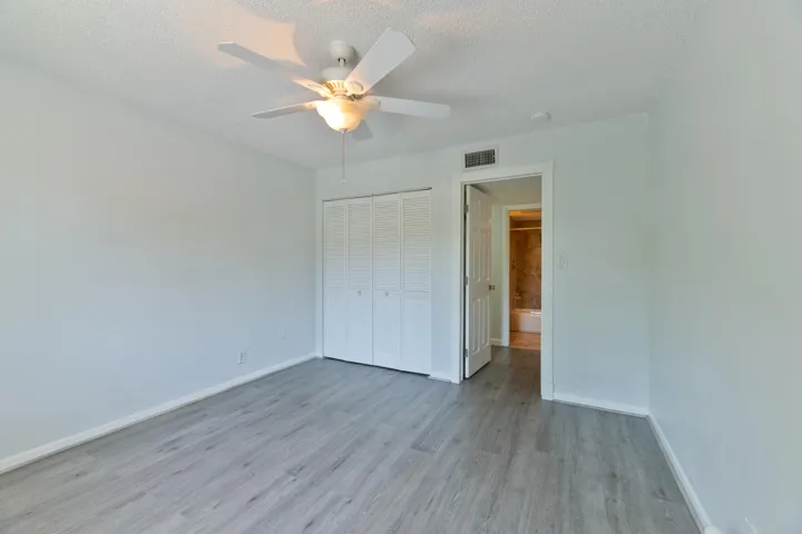 20260815 - 706 SE 2nd Ave 429 - HR-30