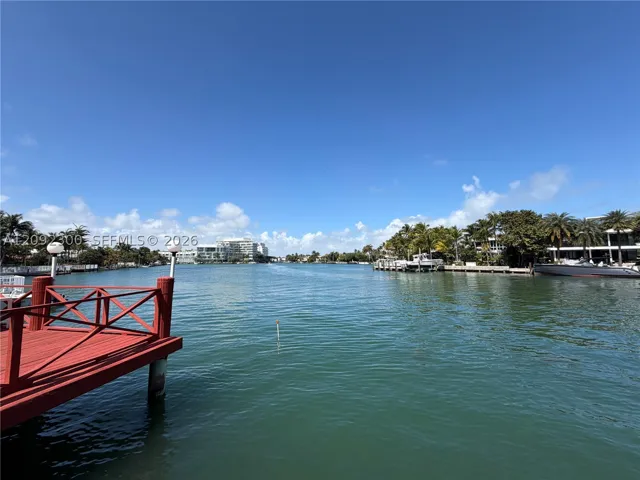 Dock