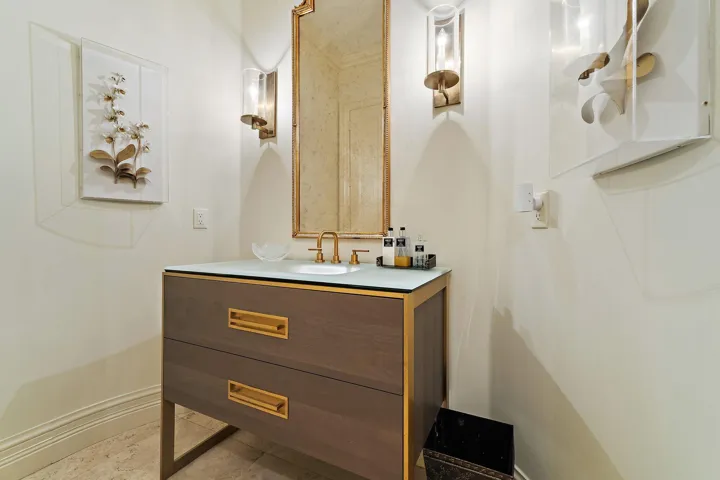 Powder Room