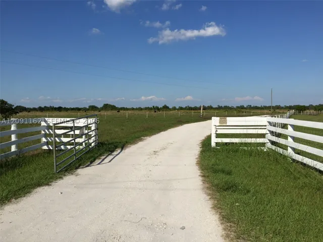 315 Detjens Dairy Rd, Other, Florida 33960