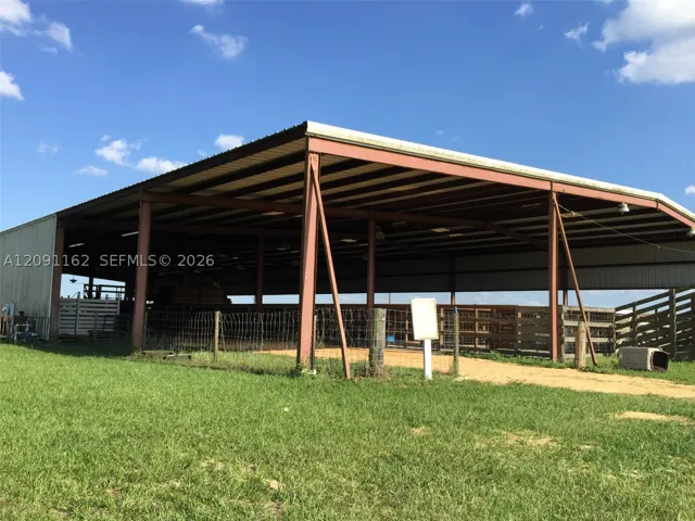 315 Detjens Dairy Rd, Other, Florida 33960