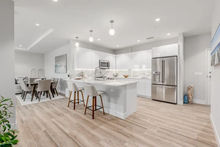41 SW Seminole Street 410 4