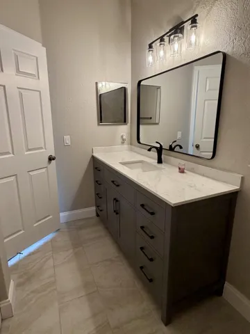 Master Bath4