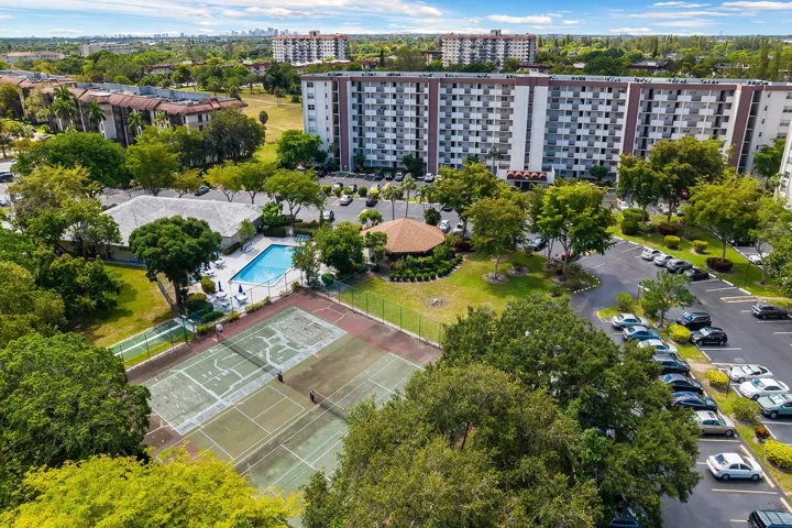Aerials 5860 NW 44 St. #502 Lauderhill,