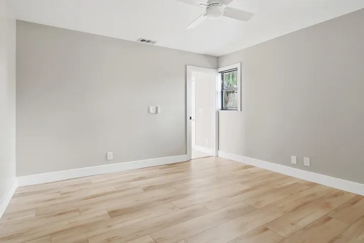 581-NW-47TH-AVE-33445-021