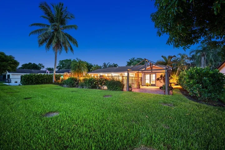 47-web-or-mls-11713-spinnaker-way