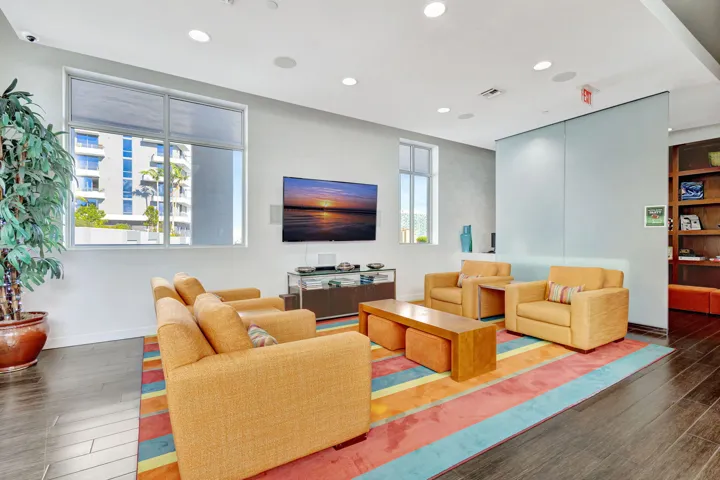 Club Room
