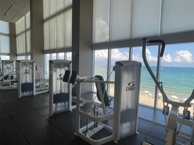 2 Levels Direct Ocean View GYM