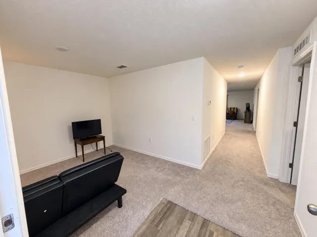 Den