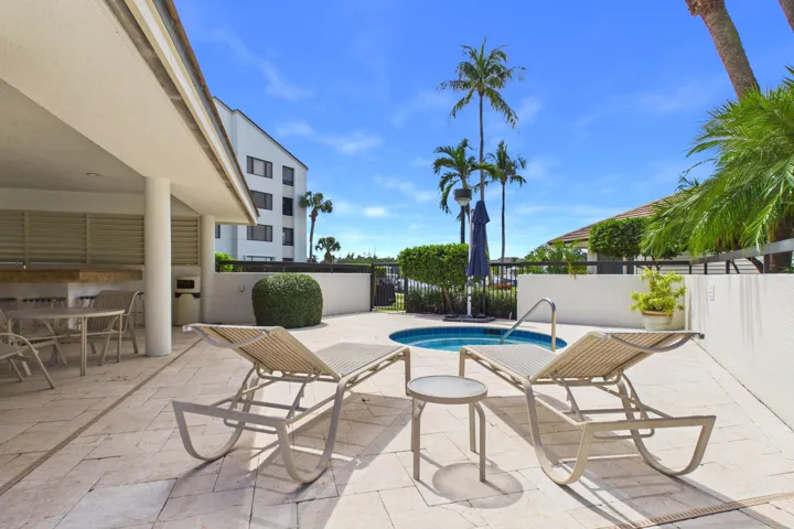 Marina Clubhouse Hot Tub