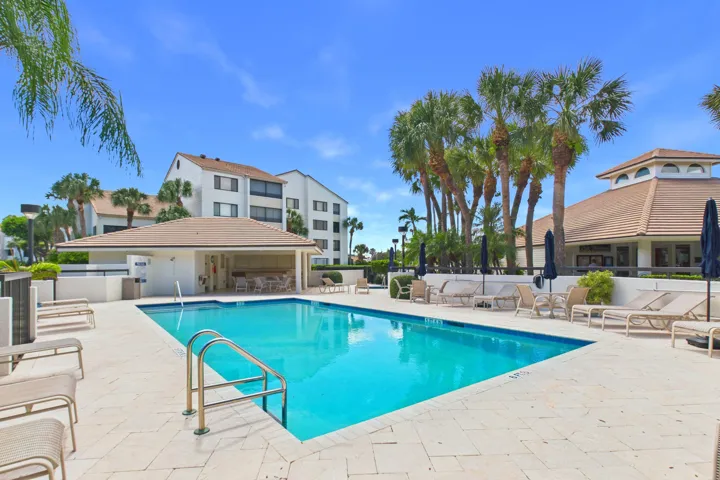 Marina Clubhouse Pool