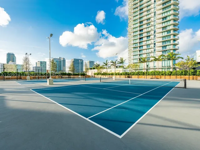 650 Ne 32 3302, Miami, Florida 33137