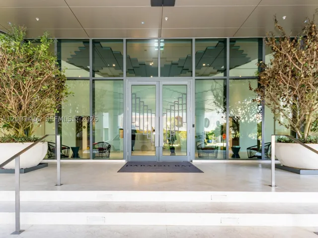 650 Ne 32 3302, Miami, Florida 33137