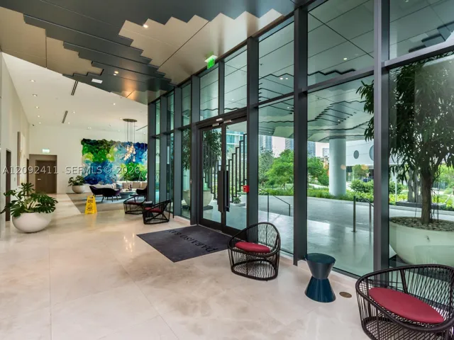 650 Ne 32 3302, Miami, Florida 33137
