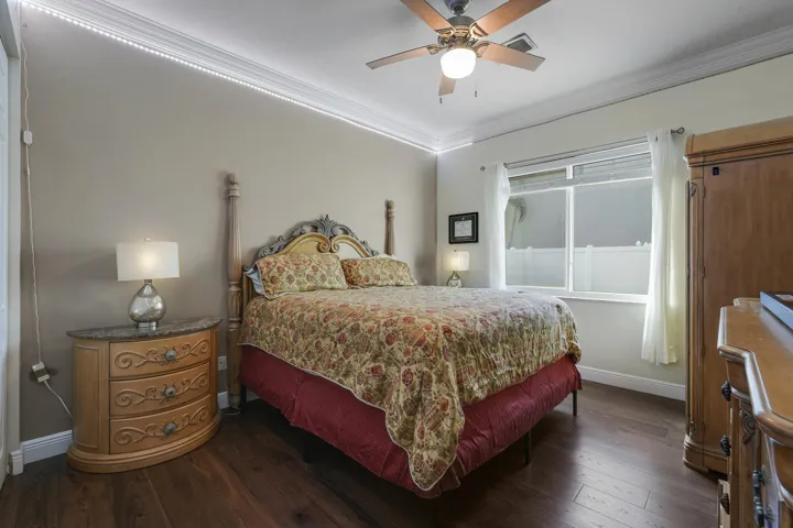 Guest Bed 5 downstairs